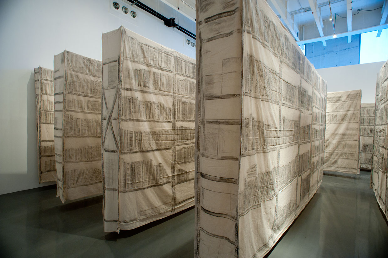   ximena labra Biblioteca Fantasma /Phantom Library